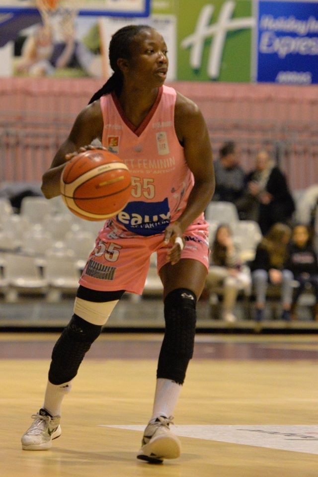 LFB : Aminata KONATE signe à Villeneuve d’Ascq