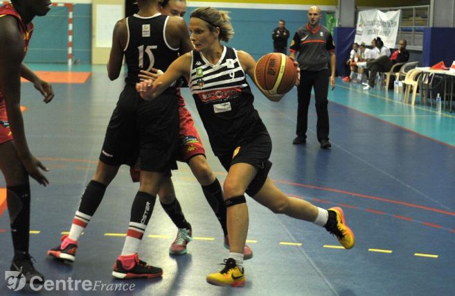 NF1 Poule B : Rezé et La Rochelle au tapis, les positions se resserrent.