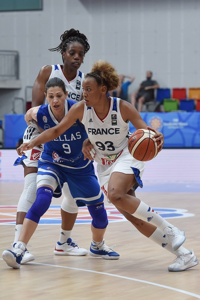 Diandra TCHATCHOUANG était invitée dans « Le Vestiaire » sur RMC Sport 1