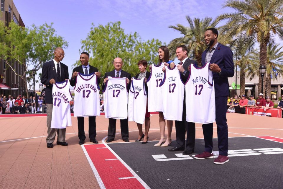 Muffet McGRAW et Rebecca LOBO entrent au Hall of Fame NBA
