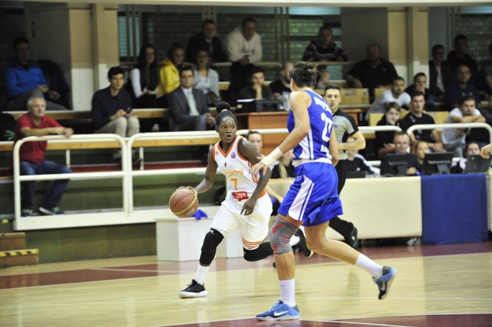 Belgique : Mélissa DIAWAKANA signe à Braine