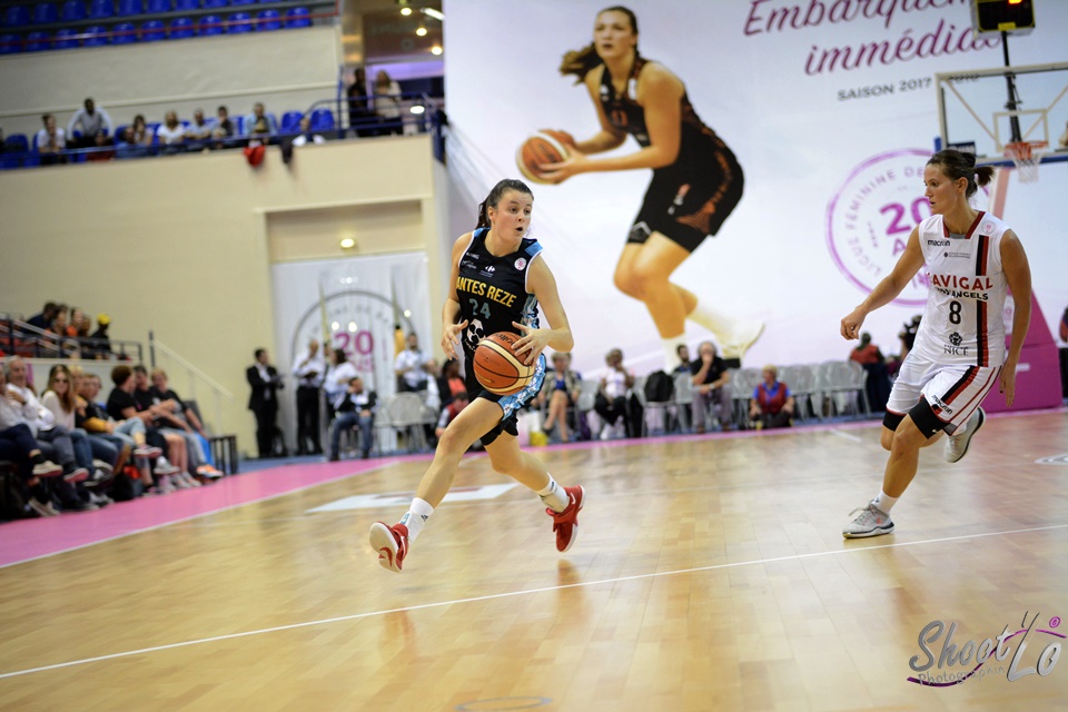 LFB : Amandine MICHAUD signe son premier contrat professionnel à Nantes-Rezé