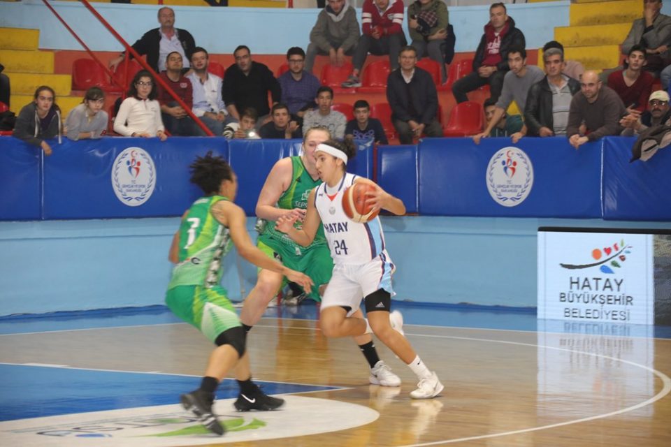 WNBA : Hind BEN ABDELKADER va rejoindre les Indiana Fever