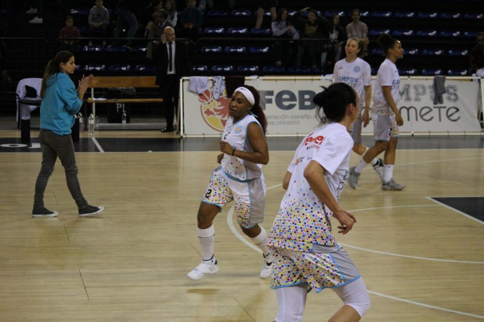 Espagne : Fin de saison pour Temeka JOHNSON (Campus Promete)