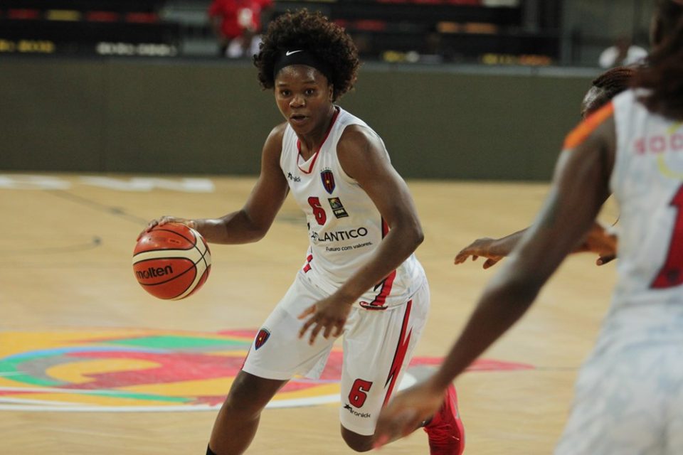 Espagne : Leia DONGUE signe à Gernika pour remplacer Marina BAS