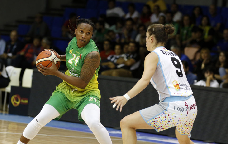 Espagne : Joy BROWN rejoint Valence