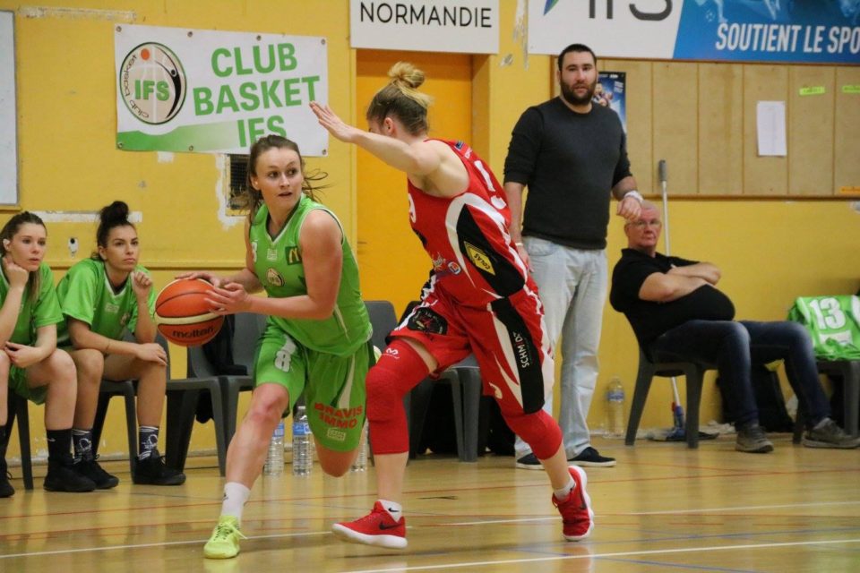 NF1 : Clémence RICHARD (Ifs) met un terme à sa saison pour la bonne cause