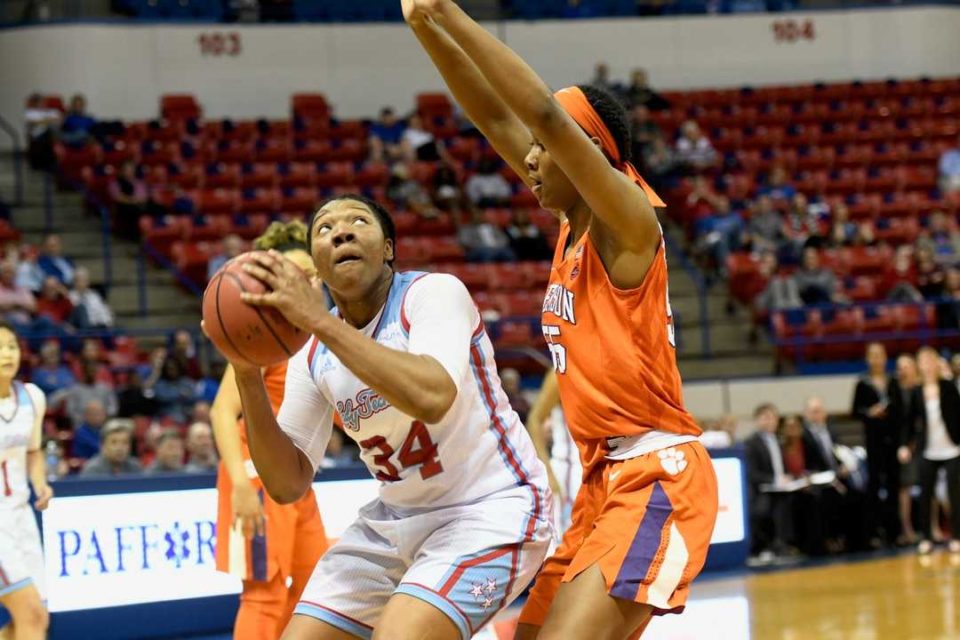 Ligue 2 : Charnay recrute Alexus MALONE