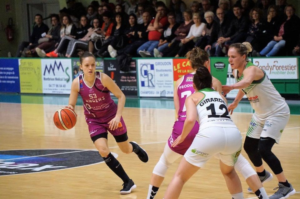LFB : Camille AUBERT retourne à Basket Landes