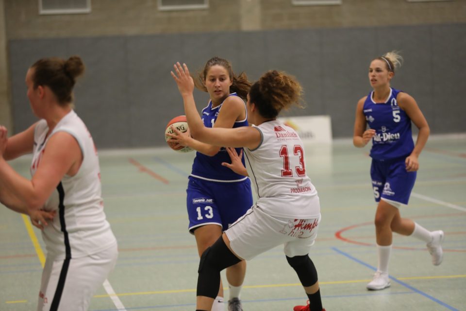 NF1 : Eva MARSAC n’ira pas à Trith, Juliette MAILLARD la remplace