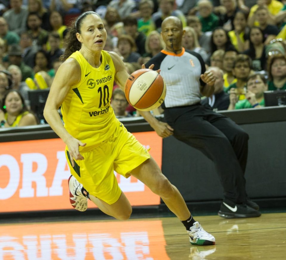 Encore un an pour la légende WNBA Sue BIRD