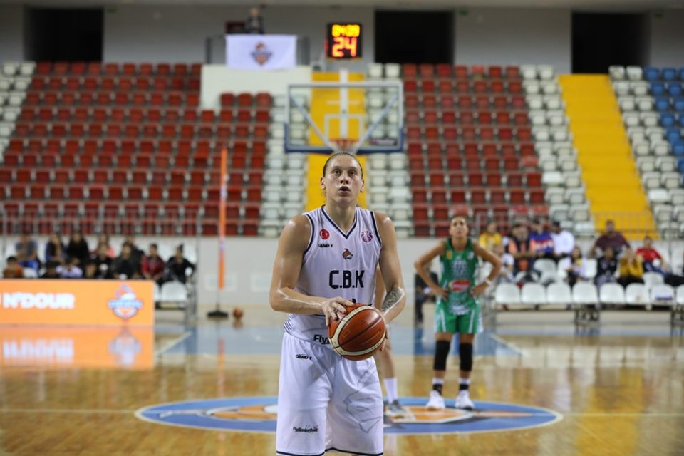 Turquie : Fenerbahçe dévoile le nom de son nouveau coach et son effectif