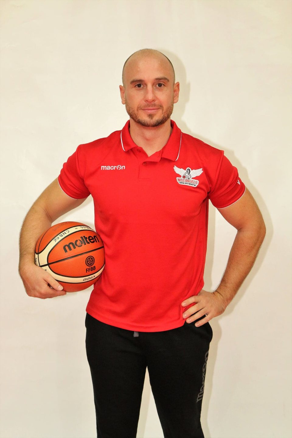 Ligue 2 : Julien PINCEMIN va remplacer Marie-Julie LEVANT sur le banc rémois, le recrutement a débuté