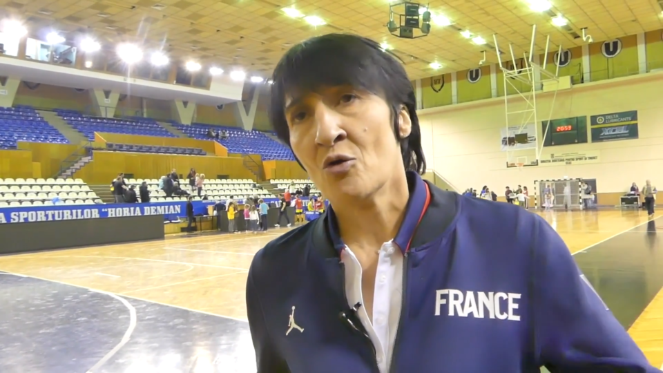 Euro 2019 : Réactions de Valérie GARNIER et Endéné MIYEM après Roumanie – France