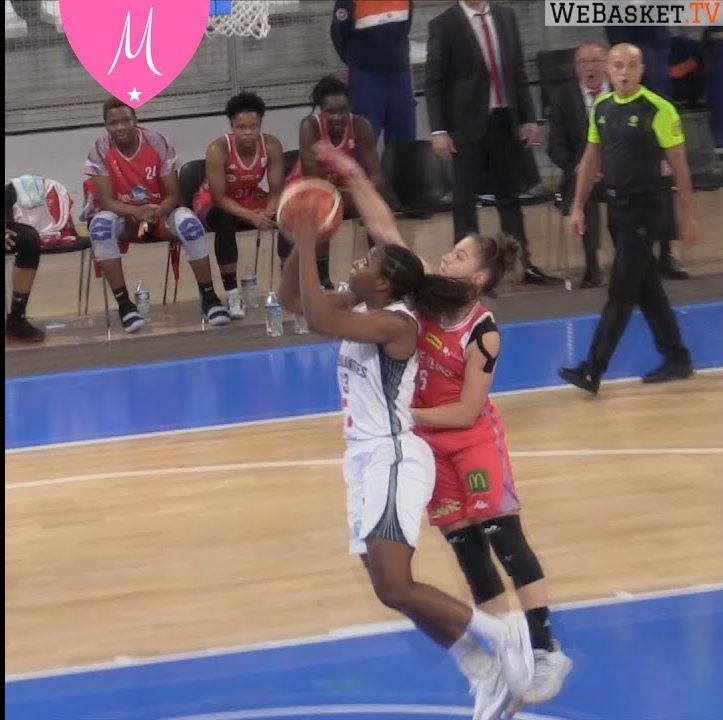 LFB : Contre de Caroline HERIAUD sur Shaqwedia WALLACE lors de Nantes-Rezé – La Roche-Vendée