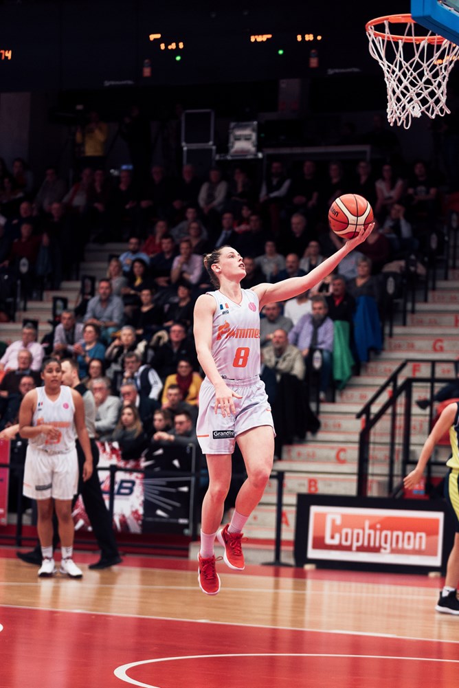 LFB : Sara CHEVAUGEON prolonge avec les Flammes Carolo