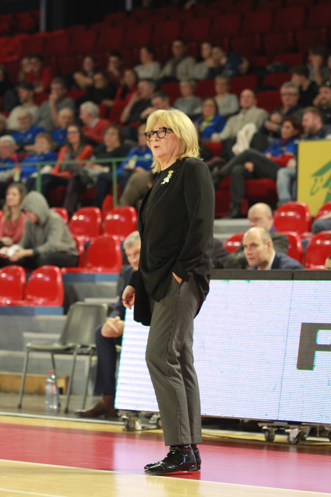 Feue Malgorzata DYDEK, Janeth ARCAIN et Natalia HEJKOVA entrent au Hall of Fame de la FIBA