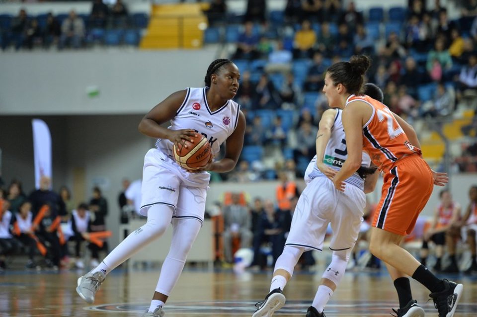 Turquie : C. B. K. Mersin recrute 2 autres « vraies » Américaines, les clubs stambouliotes montrent les muscles également