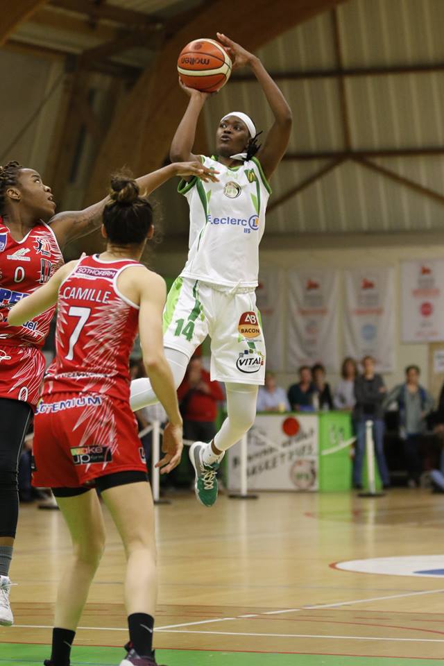 NF1 : Le CB Ifs sur le fil à domicile, la SIG toujours vivante