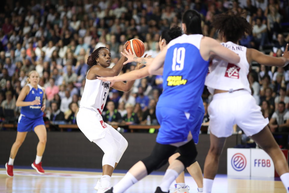 Belle première sortie pour les Bleues