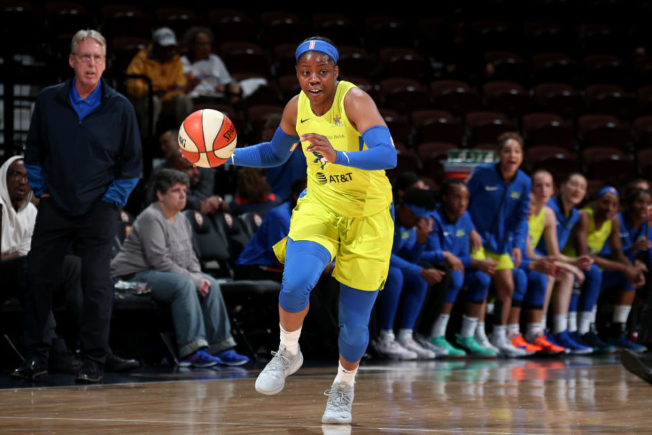 WNBA : Dallas fait mordre la poussière à Chicago !!