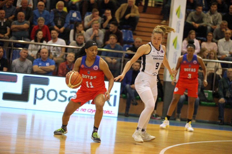 LFB : Shey PEDDY signe à Lattes-Montpellier