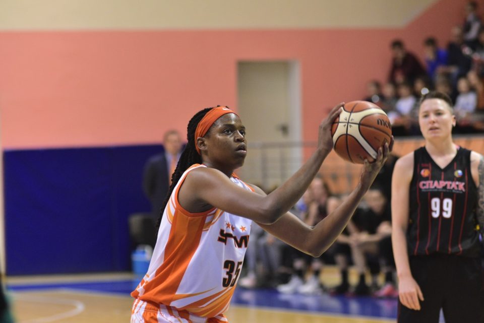 Russie : Ekaterinbourg écrase Orenbourg, le Dynamo Koursk a failli passer à la trappe dans la capitale