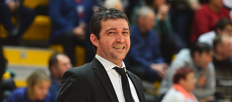 Olivier LAFARGUE (Bourges) élu Meilleur Entraîneur de LFB !