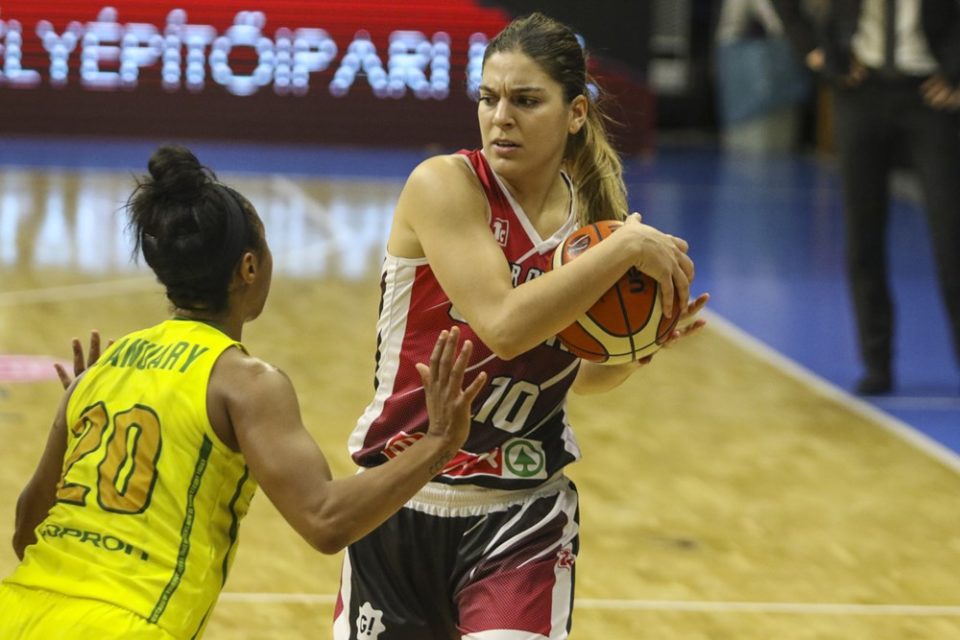 Espagne : A 29 ans, Marta XARGAY fait une pause