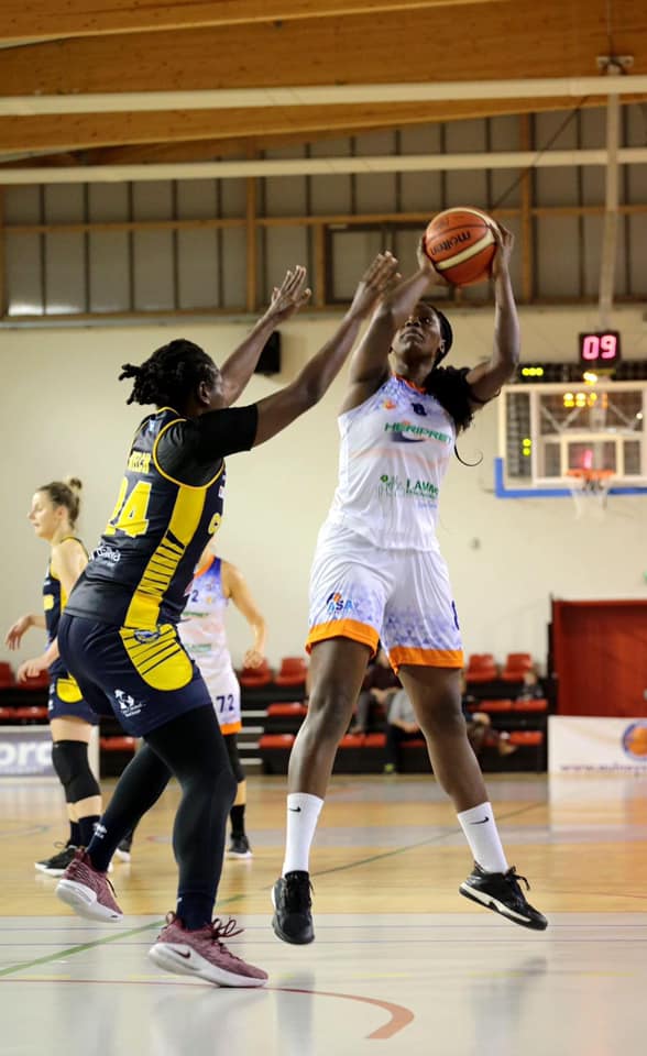 LFB : Jessica MAVAMBOU signe à Charnay