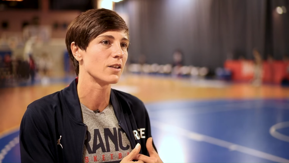 Céline DUMERC, retour en bleu