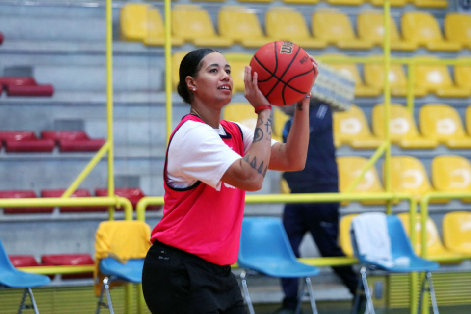 Italie : L’Américaine Natasha CLOUD quitte Schio