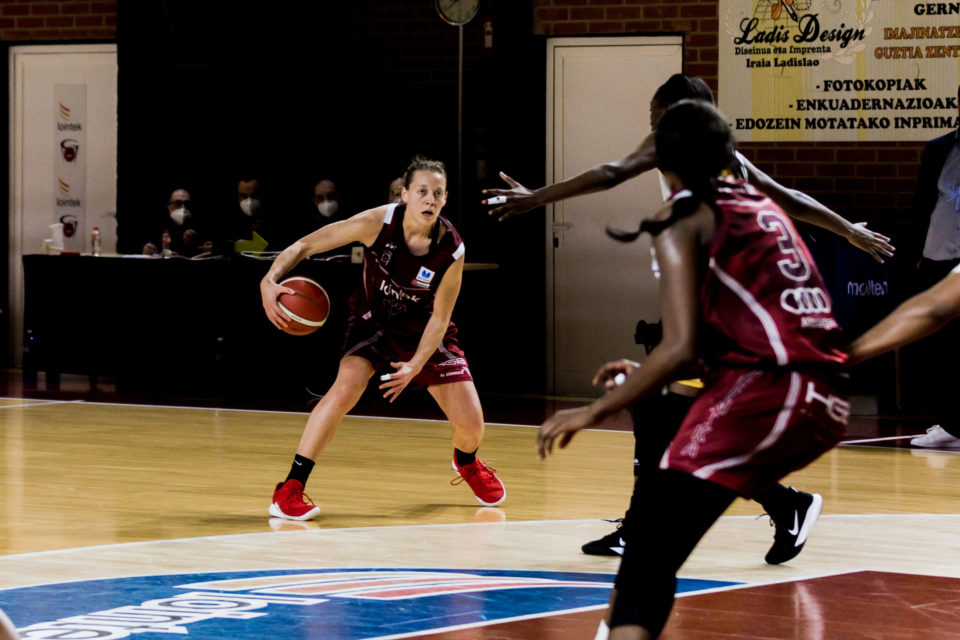 Espagne : Une deuxième Américaine bien connue en LFB arrive à Barcelone pour remplacer une de ses compatriotes partie à Gran Canaria