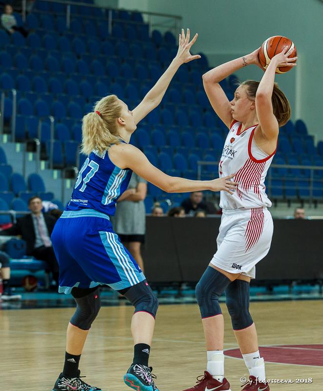 Espagne : Anna PACHURINA renforce Al-Qazeres