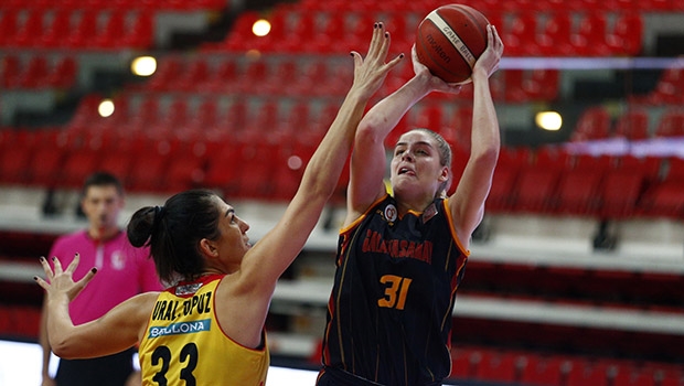 Espagne : Bella ALARIE renforce Salamanque