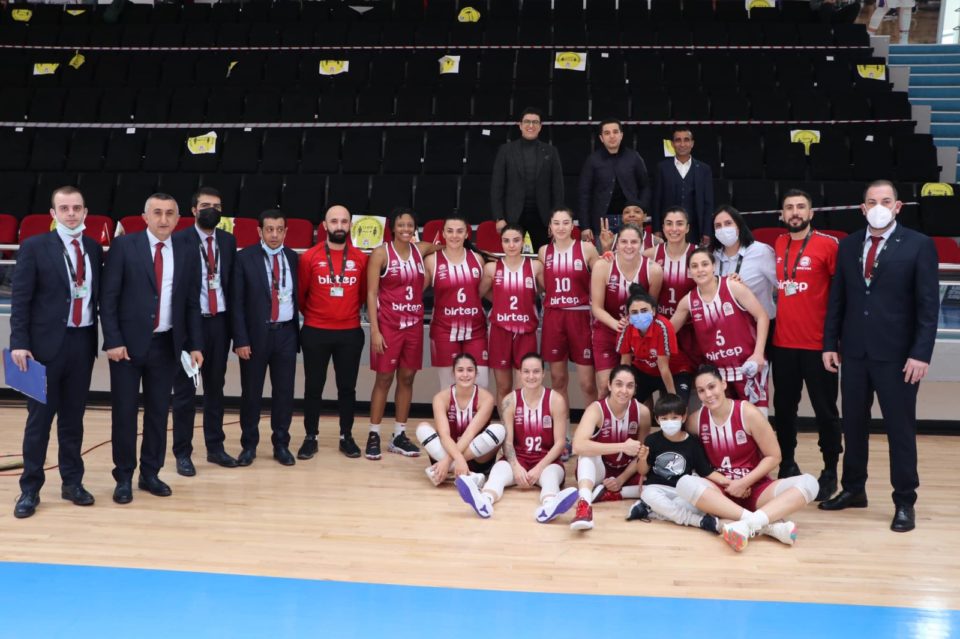 Turquie : Elazig se paye la tête de Cukurova Basketbol, Fenerbahçe trop fort pour Besiktas