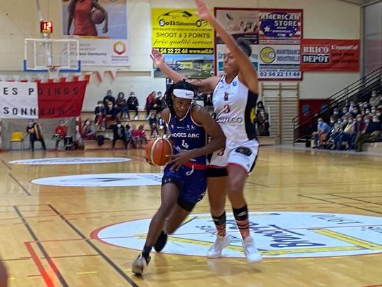 NF1 : La course aux transferts continue