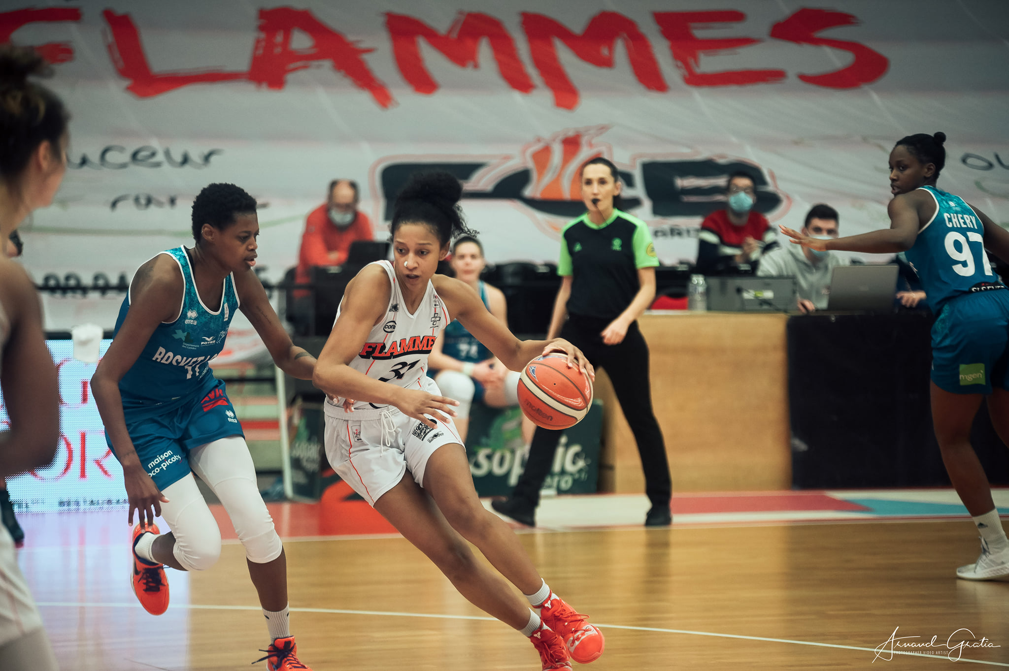 Russie : Enisey recrute 2 Américaines dont une en provenance de LFB