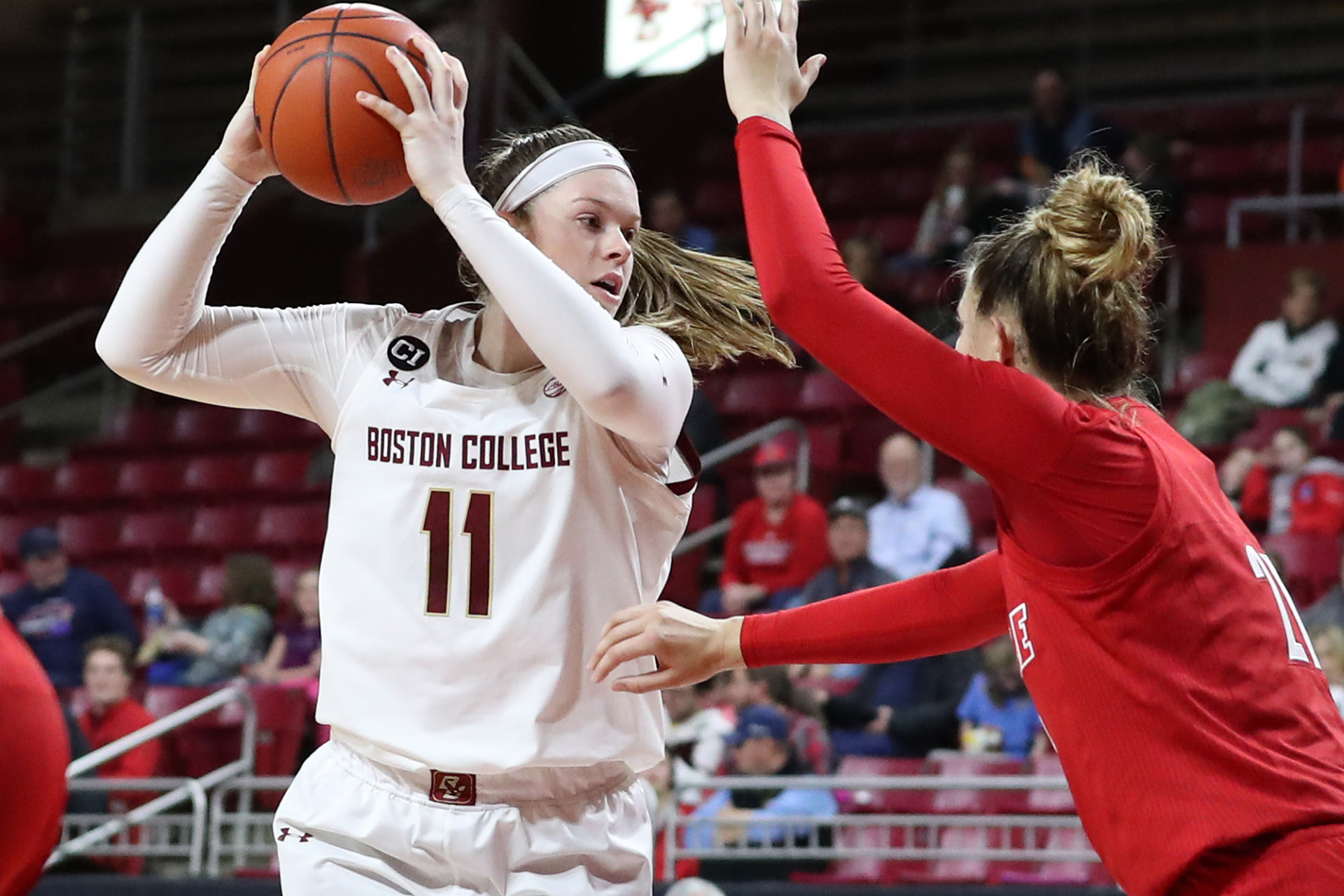 Ligue 2 : Rezé recrute une jeune Américaine, Hélène JAKOVLJEVIC rempile à Toulouse