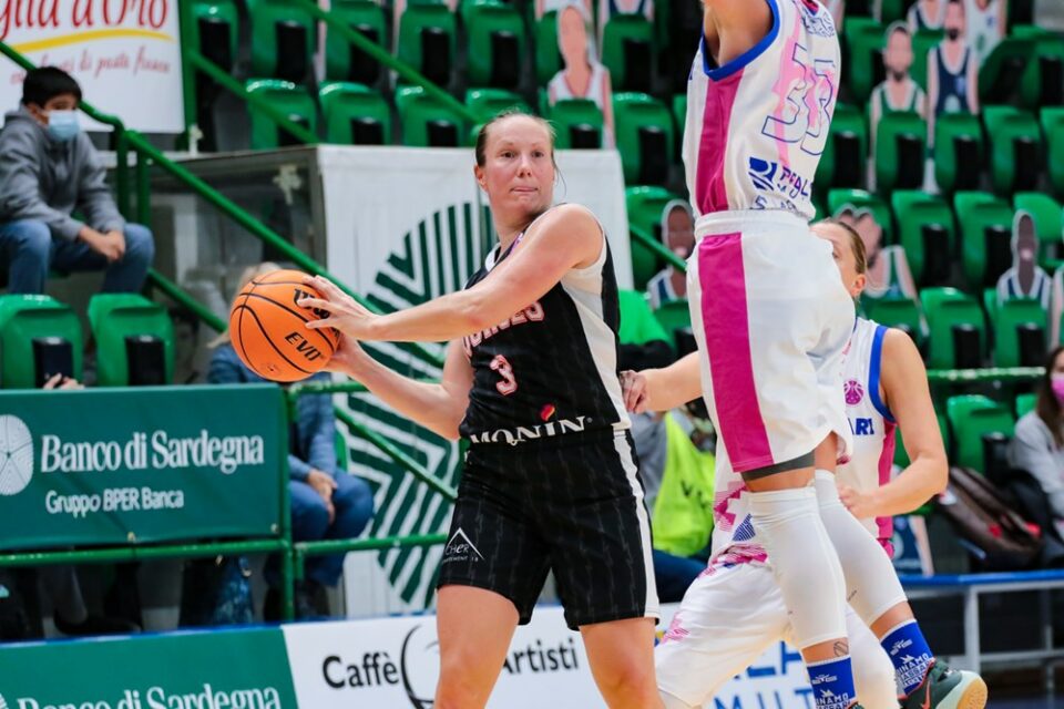 Eurocoupe : Bourges cartonne en Sardaigne mais perd Alix DUCHET