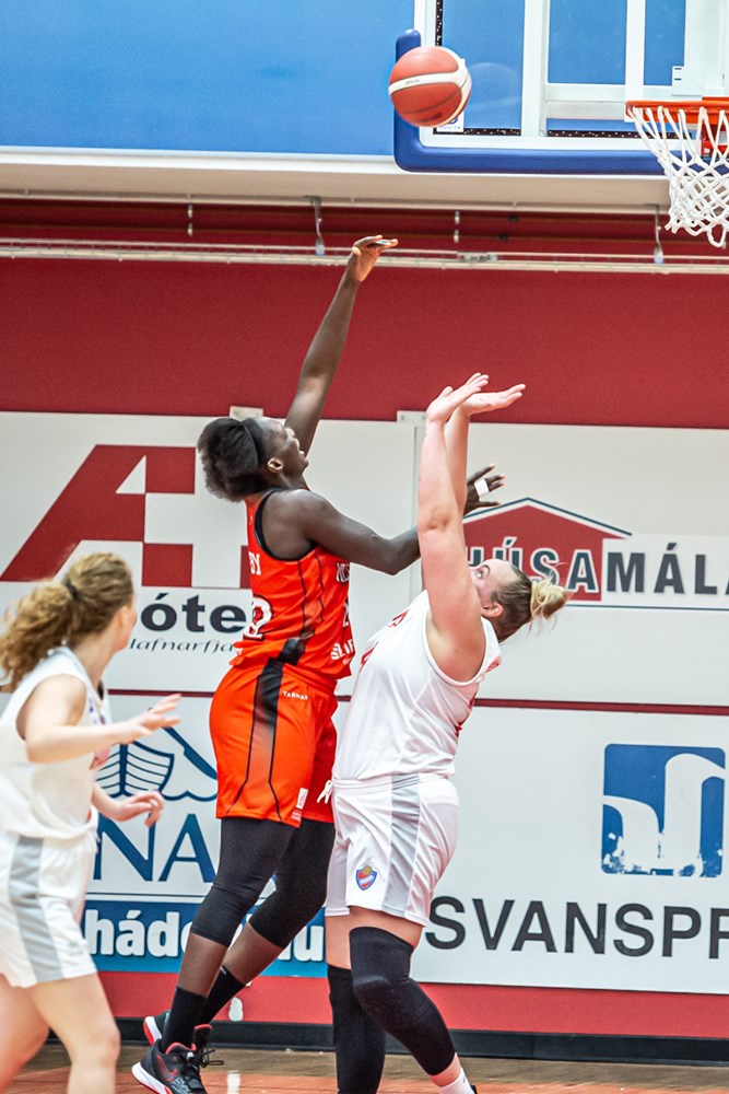 Eurocoupe : Tarbes et Villeneuve d’Ascq s’imposent logiquement à l’extérieur, La Roche-Vendée remporte son duel face à Charleville-Mézières