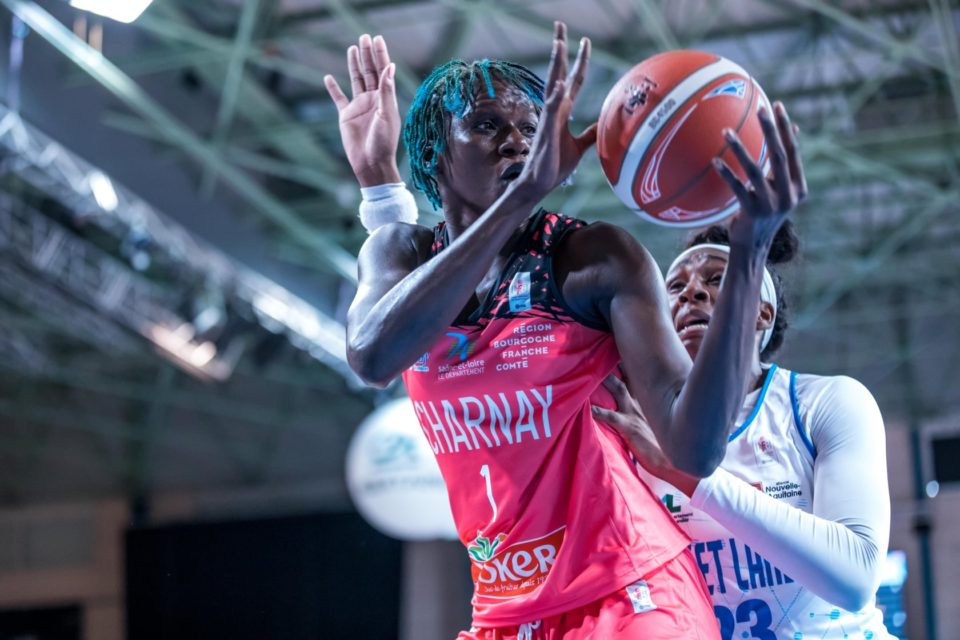 LFB : Le BLMA et les Tangos battus à domicile, belles victoires de Charnay et St Amand