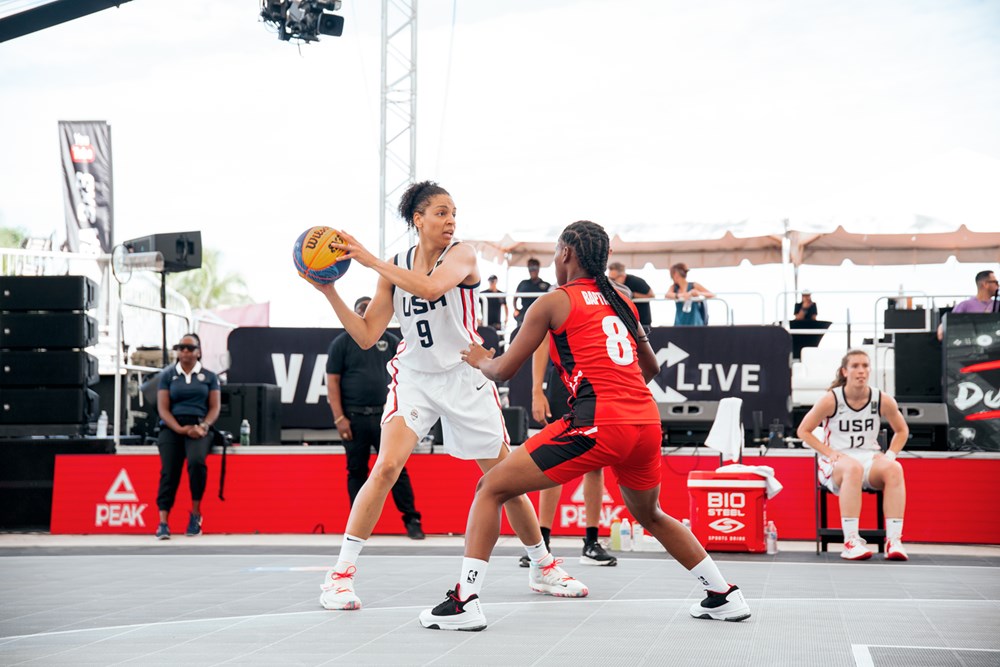 Espagne : Cierra BURDICK rejoint Valence