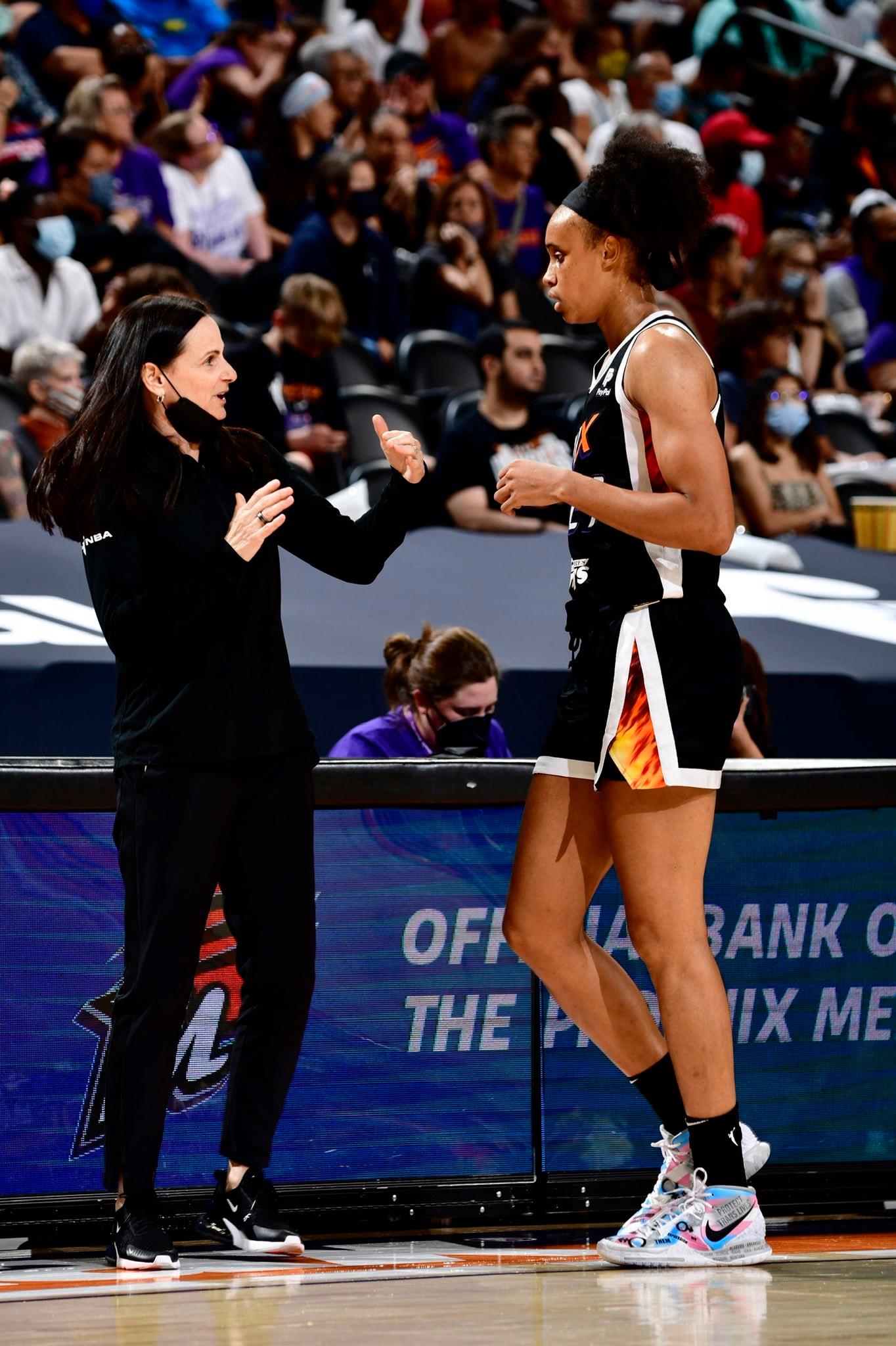 WNBA : Sandy BRONDELLO n’est plus la coach de Phoenix !