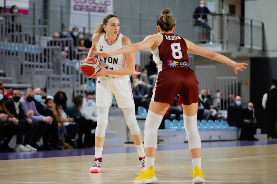 Espagne : Une ex-Lyonnaise rejoint Salamanque, Cadi La Seu conserve une jeune intérieure, Jairis se renforce