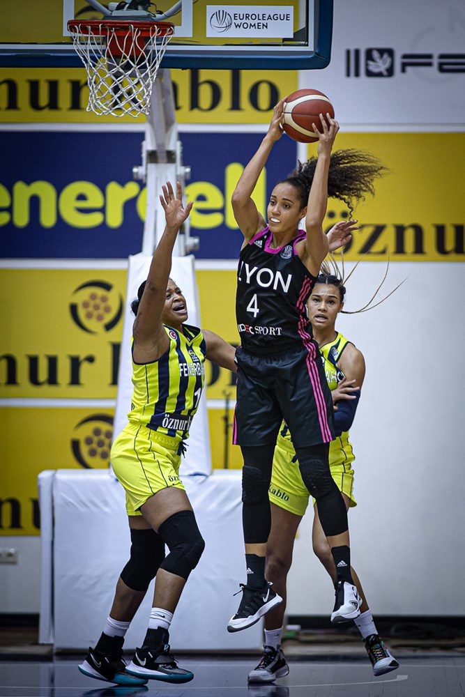 LFB : Rupture d’un commun accord de contrat entre Nayo RAINCOCK-EKUNWE et le LDLC ASVEL Féminin