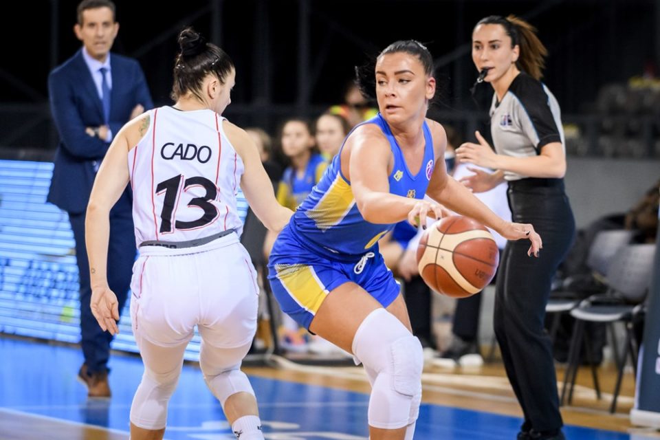 Belgique : Charleroi se renforce à l’aile