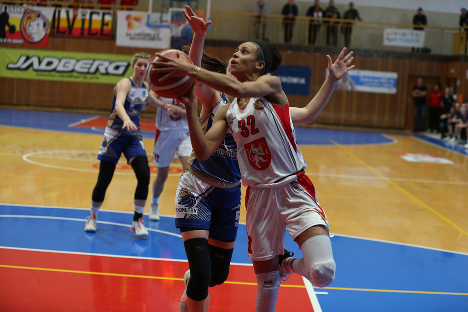 Rep. Tchèque : Hradec Kralové prend la 3ème place en 3 matches contre K.P. Brno