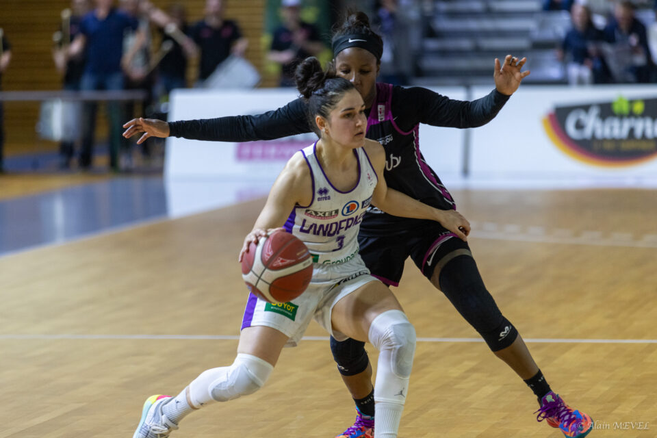 LFB : Battu à Landerneau, Charnay retrouve la dernière place tandis que Tarbes obtient sa 2ème victoire consécutive et revient sur Saint Amand