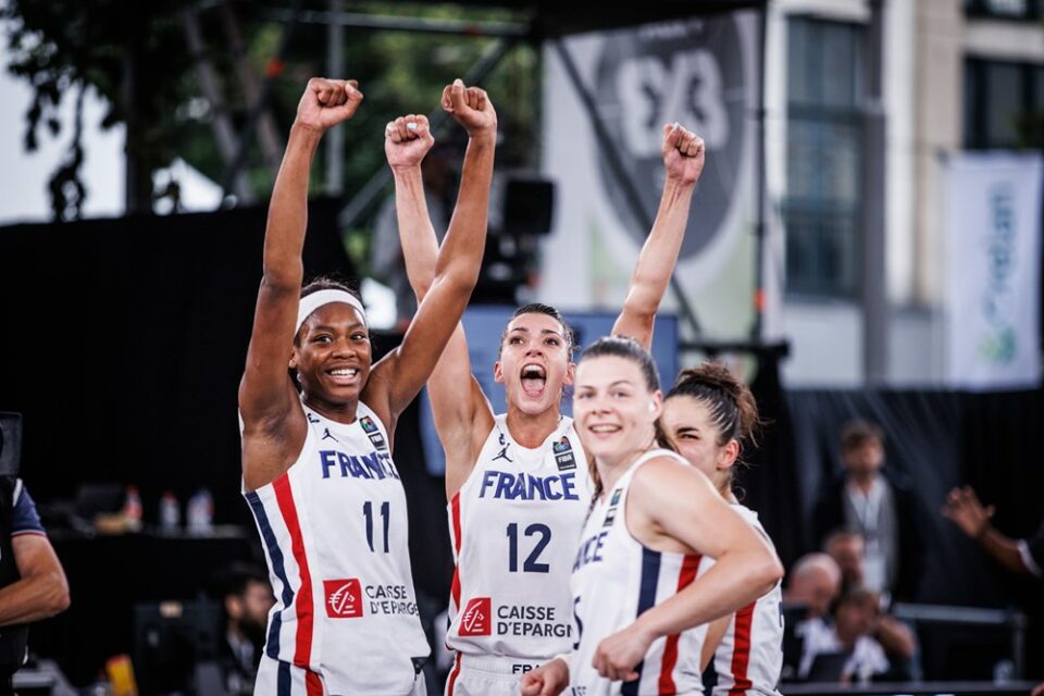 Mondial 3×3 2022 : Le gros coup des Bleues pour avancer jusqu’en demi-finales !